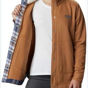 Columbia Women’s Tan Hooded Shirt Jacket